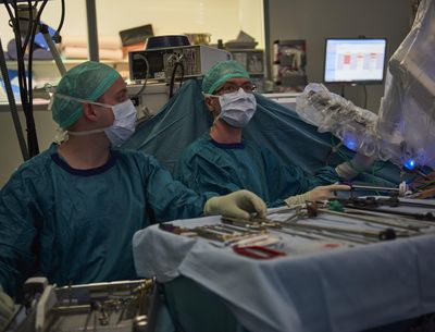 Modernste OP-Technik verbessert Qualität und Sicherheit bei Prostatakrebs-Operationen