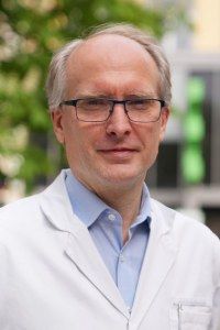 Prim.Univ.-Prof.Dr. Roman Metzger