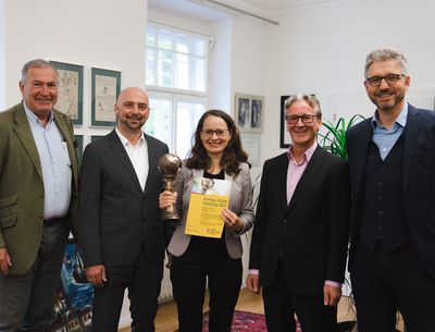 Salzburger Landeskliniken gewinnen den Energy Globe Salzburg in der Kategorie „Feuer“