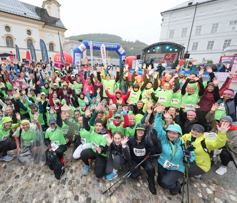 Businesslauf  Teilnehmer am Mozartplatz
