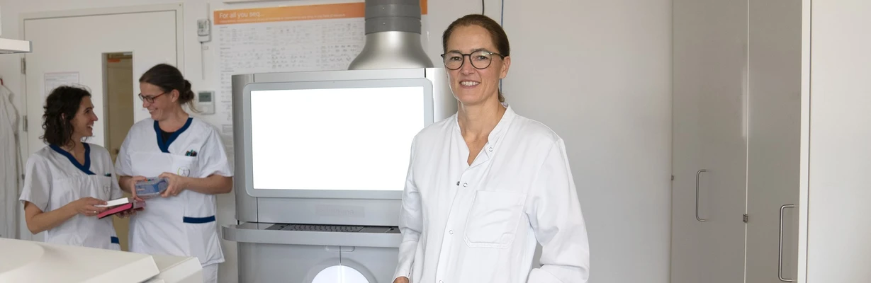 Sabine Ebner, frischgebackene Fachhumangenetikerin am Uniklinikum Salzburg